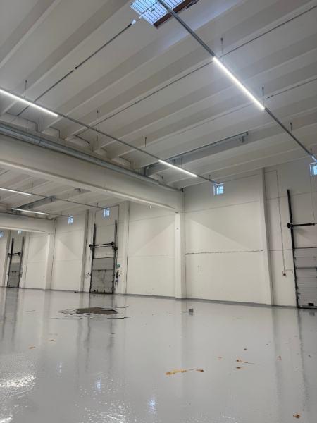 Kyl&auml;np&auml;&auml;ntie 4 A, Vantaa, 5165 m&sup2; varasto, tuotanto