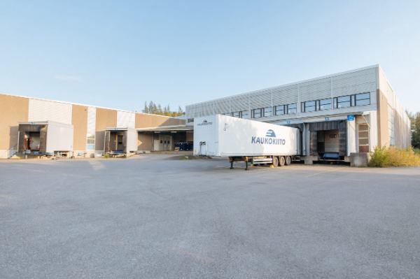 L&auml;ntinen teollisuuskatu 2, Espoo, 14183 m&sup2; varasto, toimisto