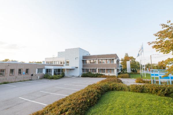 L&auml;ntinen teollisuuskatu 2, Espoo, 14183 m&sup2; varasto, toimisto