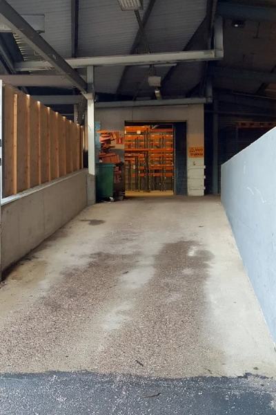 Sierakiventie 8-10, Espoo, 300 m&sup2; varasto, tuotanto
