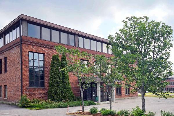 Valokaari 10, Helsinki, 177 m&sup2; varasto, tuotanto