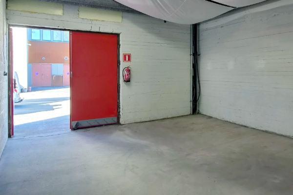 Valokaari 10, Helsinki, 177 m&sup2; varasto, tuotanto