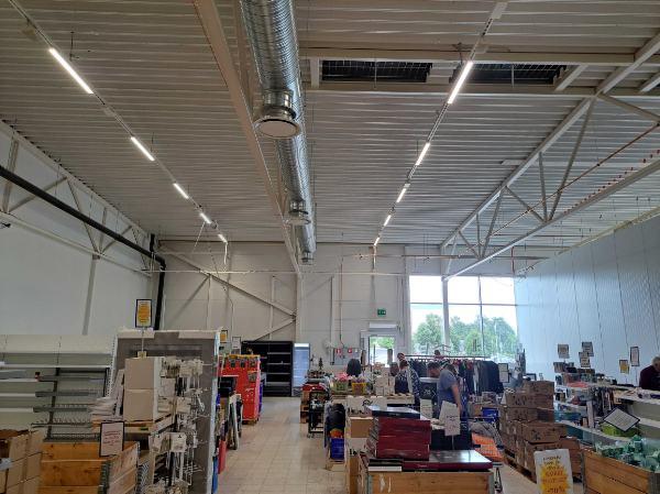 Voimalankatu 6, Riihim&auml;ki, 735 m&sup2; liiketila, varasto