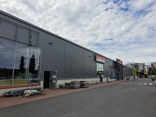 Voimalankatu 6, Riihim&auml;ki, 735 m&sup2; liiketila, varasto